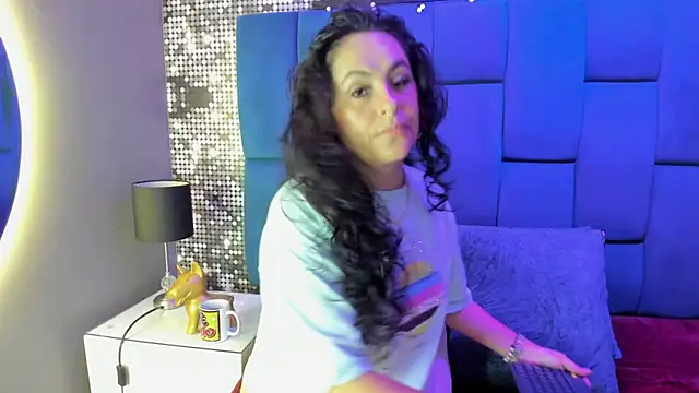 Snapshot of hanny_milf chatting on 16, 11, 2025 hanny milf online show from 16, 11, 2025