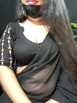 Idhika Paul online show from 2, 10, 2025