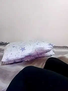 Snapshot of MaskedGQ chatting on 22, 10, 2025 MaskedGQ online show from 22, 10, 2025