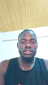 Snapshot of MaskedGQ chatting on 19, 11, 2025 MaskedGQ online show from 19, 11, 2025