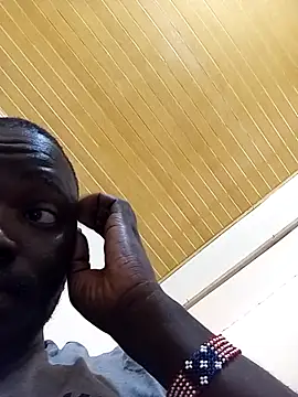 Snapshot of MaskedGQ chatting on 30, 11, 2025 MaskedGQ online show from 30, 11, 2025