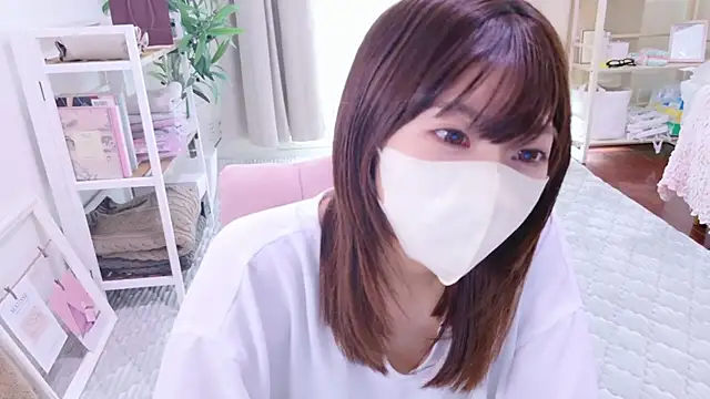 Snapshot of Mii_v_v chatting on 28, 9, 2025 Mii v v online show from 28, 9, 2025