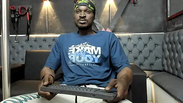 Snapshot of Terrance_z chatting on 8, 2, 2026 Terrance z online show from 8, 2, 2026