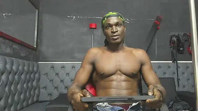 Snapshot of Terrance_z chatting on 7, 3, 2026 Terrance z online show from 7, 3, 2026