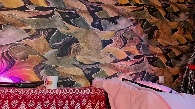 Snapshot of CrystalRey chatting on 11, 1, 2025 CrystalRey online show from 11, 1, 2025