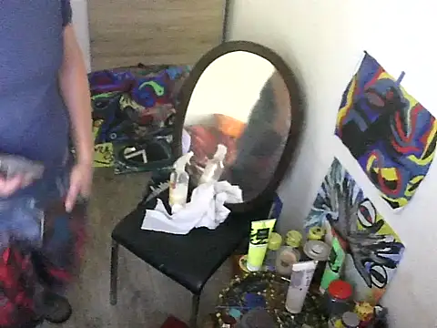 Snapshot of prcalek19 chatting on 20, 10, 2025 prcalek19 online show from 20, 10, 2025