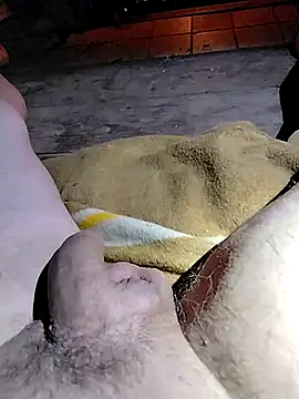 Snapshot of prcalek19 chatting on 21, 11, 2025 prcalek19 online show from 21, 11, 2025