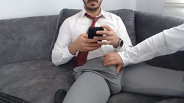 Snapshot of Naughtb0y chatting on 22, 5, 2026 Naughtb0y online show from 22, 5, 2026