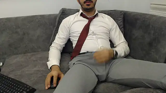 Snapshot of Naughtb0y chatting on 22, 5, 2026 Naughtb0y online show from 22, 5, 2026