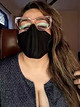 SEXY-Sardarni online show from 9, 2, 2025