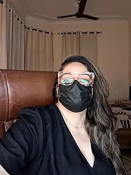 SEXY-Sardarni online show from 16, 9, 2025