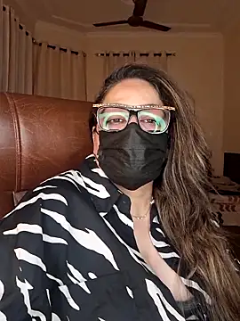 SEXY-Sardarni online show from 17, 9, 2025