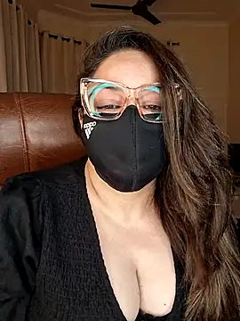 Snapshot of SEXY-Sardarni chatting on 28, 5, 2026 SEXY-Sardarni online show from 28, 5, 2026