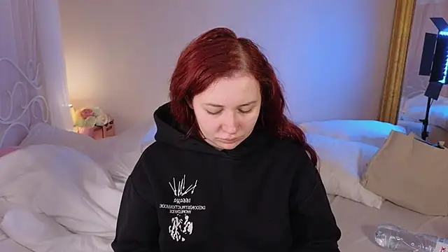 carolina elf online show from 11, 9, 2025