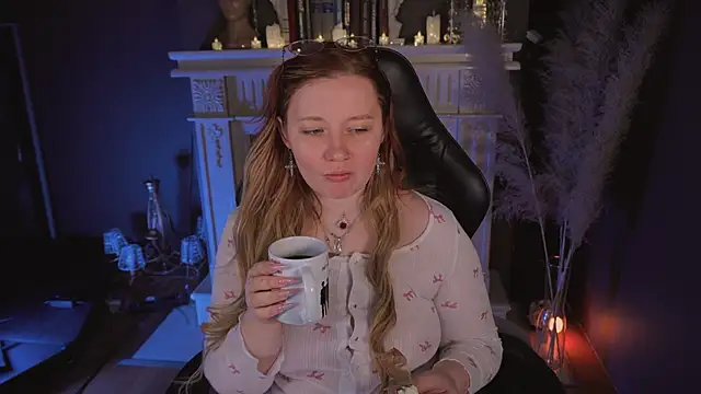 Snapshot of carolina_elf chatting on 17, 1, 2026 carolina elf online show from 17, 1, 2026