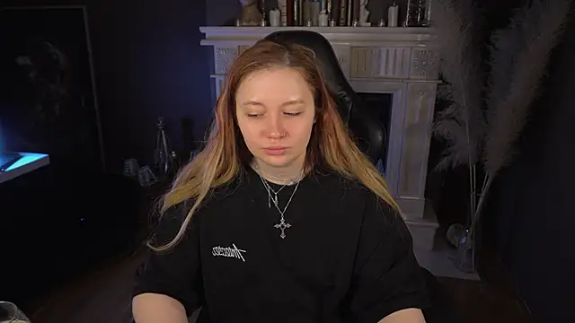 Snapshot of carolina_elf chatting on 5, 2, 2026 carolina elf online show from 5, 2, 2026