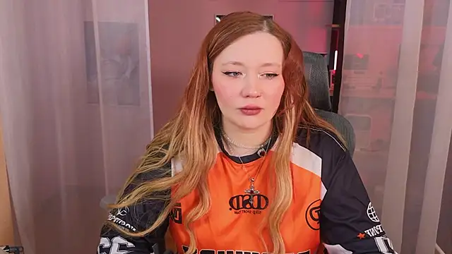 Snapshot of carolina_elf chatting on 17, 2, 2026 carolina elf online show from 17, 2, 2026