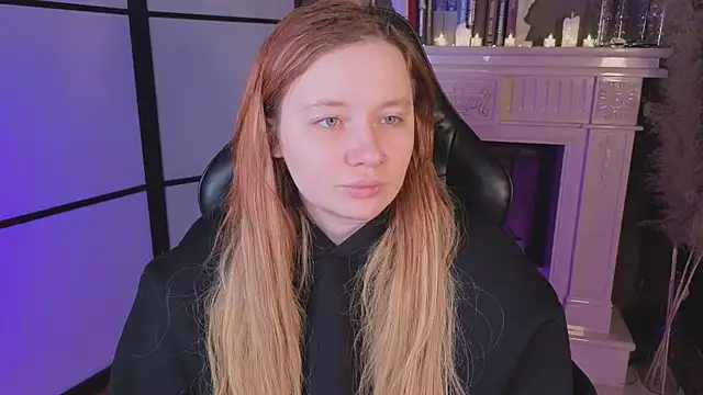 Snapshot of carolina_elf chatting on 1, 3, 2026 carolina elf online show from 1, 3, 2026