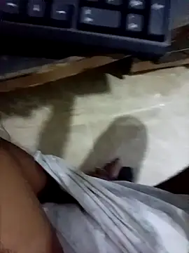 Snapshot of slchiku chatting on 9, 11, 2025 slchiku online show from 9, 11, 2025