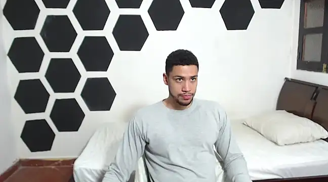 Jhors  Collens online show from 18, 1, 2025