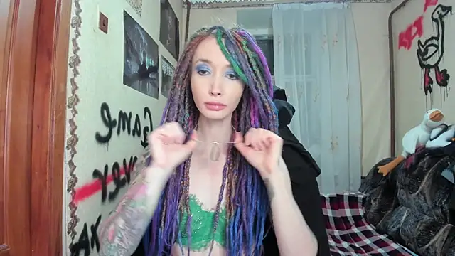 Snapshot of Roxy_Silver chatting on 2, 2, 2025 Roxy Silver online show from 2, 2, 2025