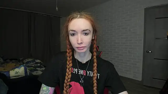 Snapshot of Roxy_Silver chatting on 21, 2, 2025 Roxy Silver online show from 21, 2, 2025