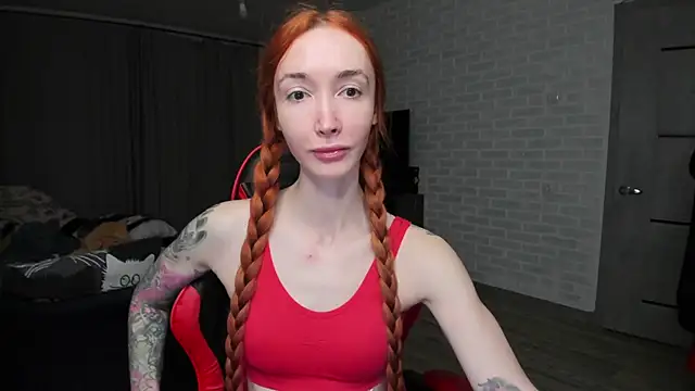 Snapshot of Roxy_Silver chatting on 1, 12, 2025 Roxy Silver online show from 1, 12, 2025