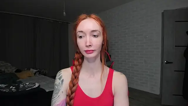 Snapshot of Roxy_Silver chatting on 4, 12, 2025 Roxy Silver online show from 4, 12, 2025