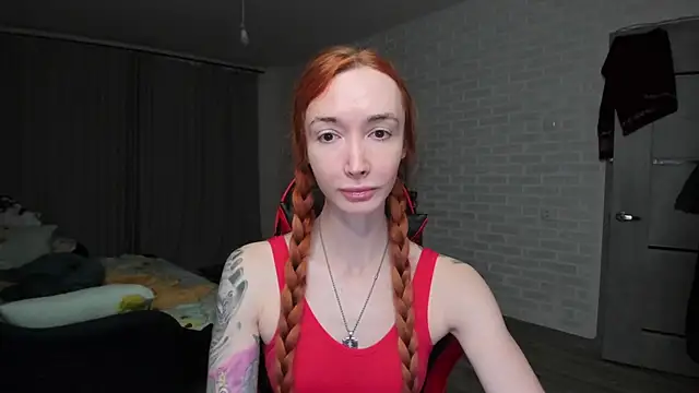 Snapshot of Roxy_Silver chatting on 13, 12, 2025 Roxy Silver online show from 13, 12, 2025