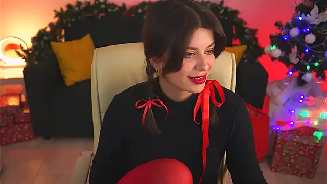 Snapshot of NicoleMun chatting on 5, 12, 2024 NicoleMun online show from 5, 12, 2024