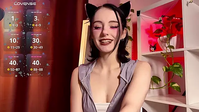Alice Succuby online show from 13, 2, 2025