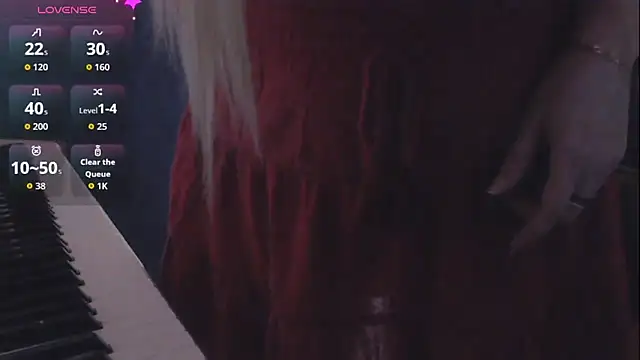 Snapshot of mila_von_tease chatting on 10, 11, 2025 mila von tease online show from 10, 11, 2025