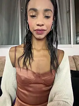 xenia golden online show from 13, 4, 2026