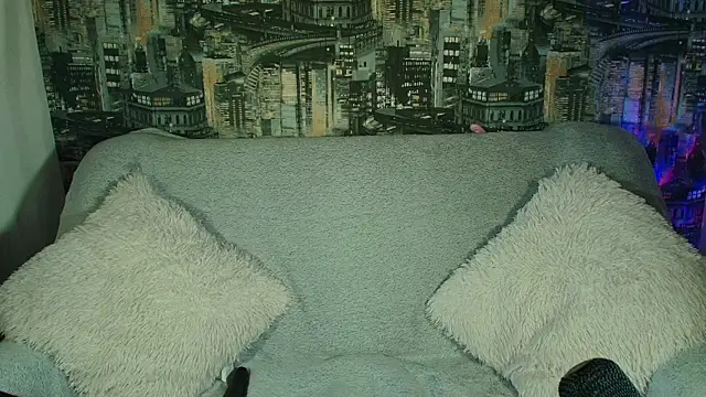 Snapshot of LuxuryGame chatting on 1, 3, 2026 LuxuryGame online show from 1, 3, 2026