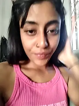 cleopatra-phaedra online show from 9, 1, 2025