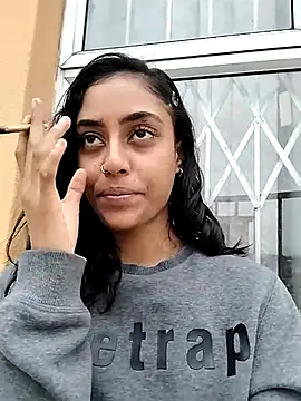 cleopatra-phaedra online show from 28, 2, 2025