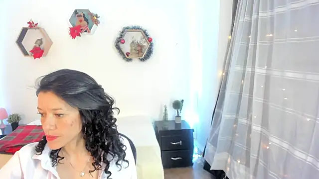 Snapshot of Paloma_victory chatting on 6, 12, 2024 Paloma victory online show from 6, 12, 2024