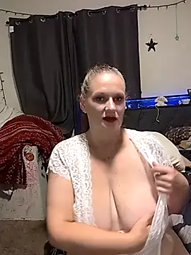Snapshot of ChileVerde12 chatting on 13, 4, 2026 ChileVerde12 online show from 13, 4, 2026