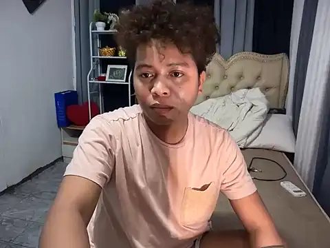 asian sweetboy online show from 3, 3, 2026