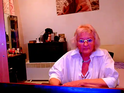 Natali7634 online show from 9, 3, 2025