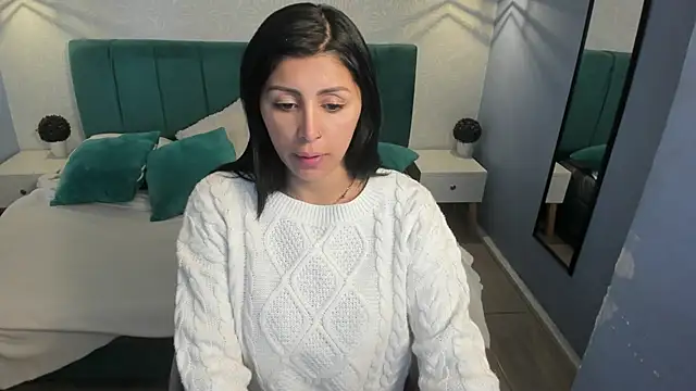 tiffani  love online show from 12, 2, 2025