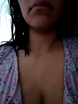 tiffani  love online show from 14, 2, 2026