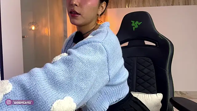 Snapshot of MarianaBranzz chatting on 19, 6, 2026 MarianaBranzz online show from 19, 6, 2026