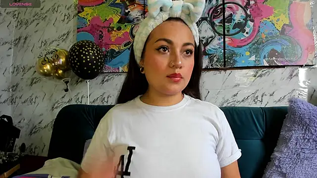 Snapshot of sofiaalopez2 chatting on 27, 2, 2025 sofiaalopez2 online show from 27, 2, 2025