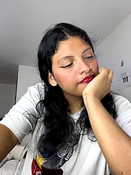 Snapshot of tati__22 chatting on 17, 9, 2025 tati 22 online show from 17, 9, 2025