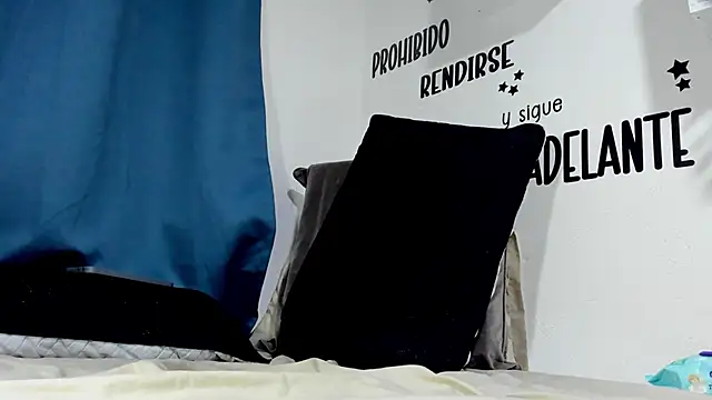 Snapshot of Aronxxs chatting on 3, 11, 2025 Aronxxs online show from 3, 11, 2025