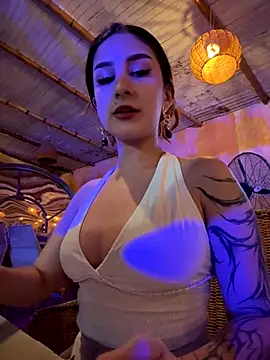 Mon Cherry online show from 28, 10, 2025