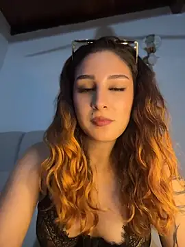 Mon Cherry online show from 15, 4, 2026