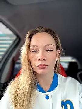 Snapshot of LavenderHot chatting on 30, 5, 2026 LavenderHot online show from 30, 5, 2026