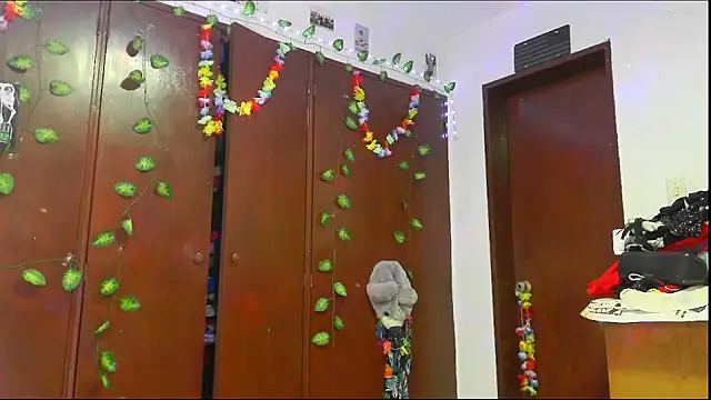  jessica rabbit online show from 16, 4, 2026